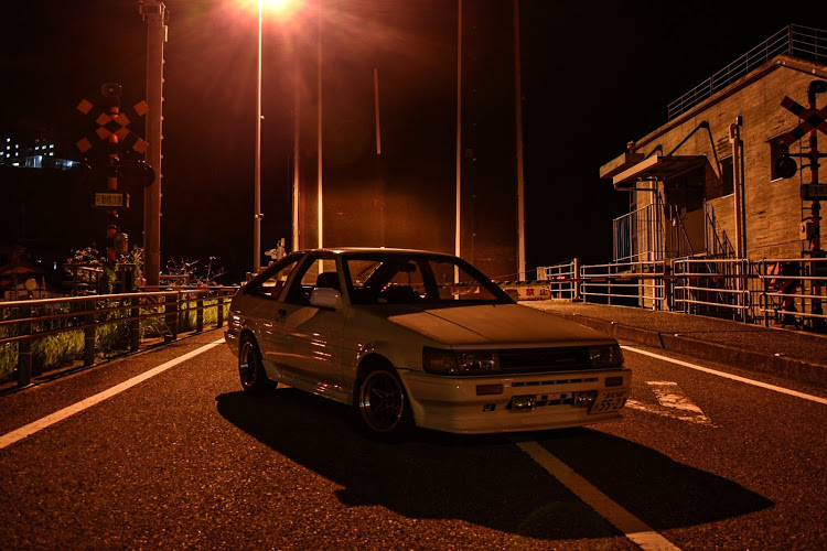 トヨタ カローラレビン AE86